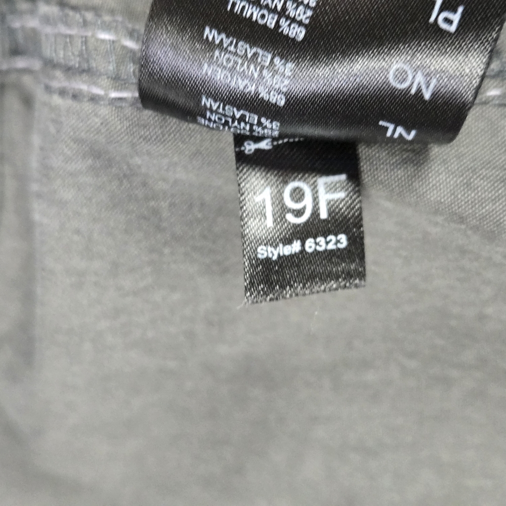KÜHL Women's Charcoal Gray Cargo Outdoor Hiking Pants - Size 14 Regular - Picture 12 of 15